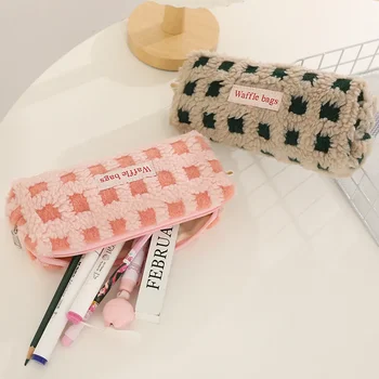 Kawaii Kalem Çantası Küçük Öğrenci Kırtasiye Waffle Kuzu Peluş Kalem Çantası Japon saklama çantası Okul Malzemeleri