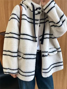 Çizgili Gevşek Kapşonlu Kuzu Kürk Mantolar Kadınlar İçin 2023 Sonbahar Kış Sıcak Faux Kürk Palto Tek Göğüslü Kore Rahat Paltolar